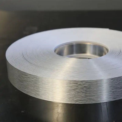 Kanal harfleri için fırçalı gümüş alüminyum kapak uzunluğu 25M-33.33M / rulo - Chinaron