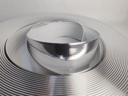 Özel Alüminyum Trim Cap Coil El Eğlenmiş Altın Gümüş Sertlik 68MM-93MM